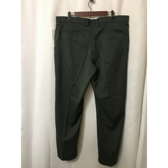 Amazon Essentials Casual Pants Men's Size 40W X 30L Green Flat Front - Picture 9 of 9
